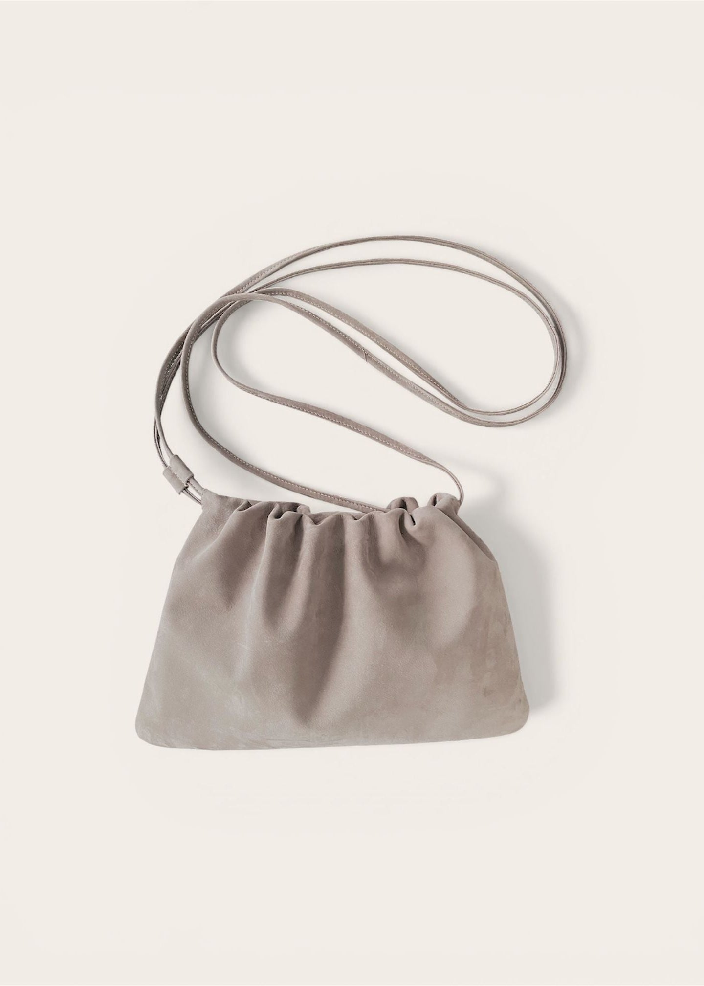 Umhängetasche Jill in Taupe von DANIELA DAMM