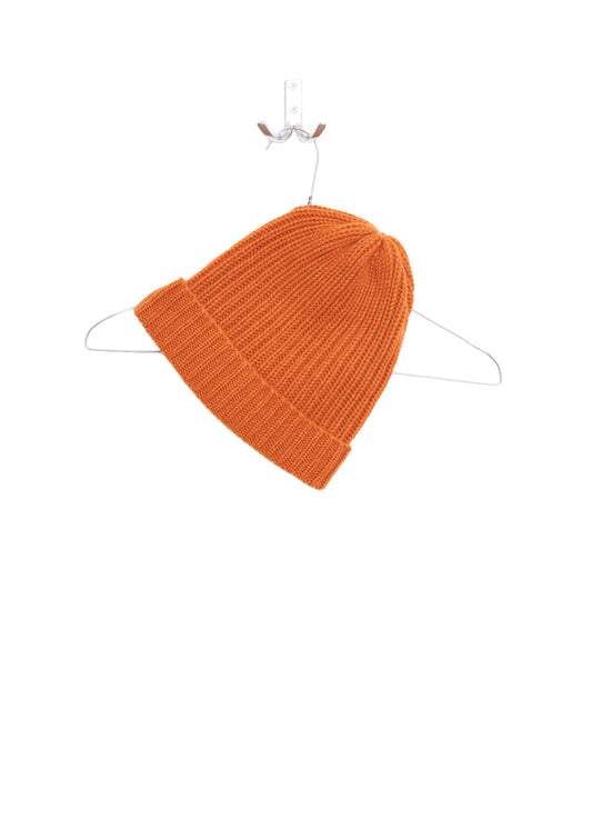 Kaschmir Rippenmütze in Tumeric von PETIT CALIN