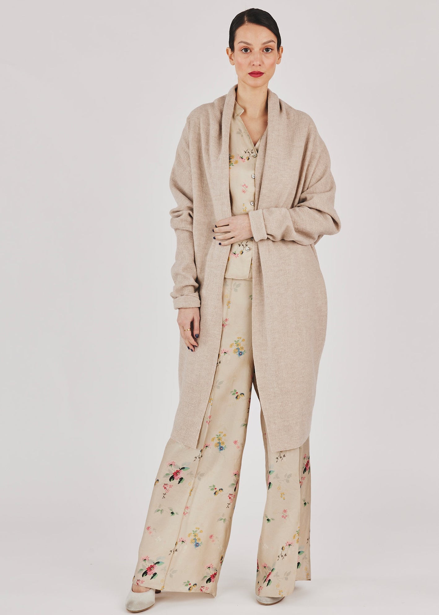 Wollcape AMBRA in Sand von HE:IDI