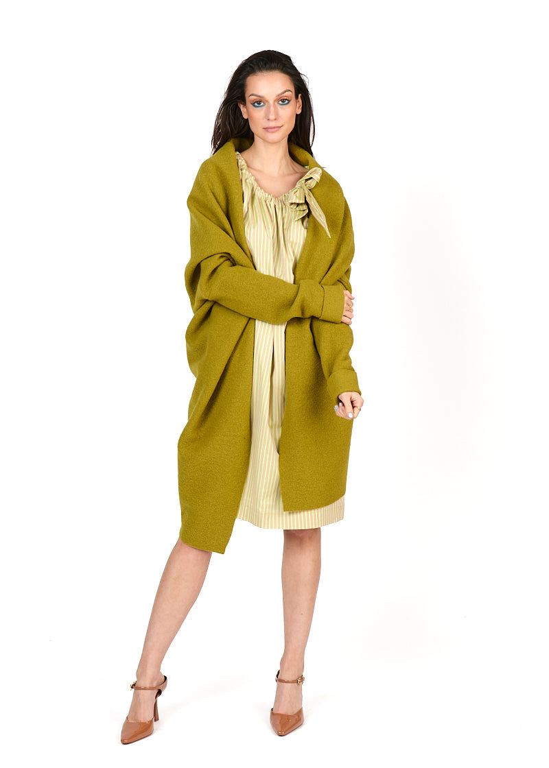 Wollcape AMBRA in Pistazie von HE:IDI